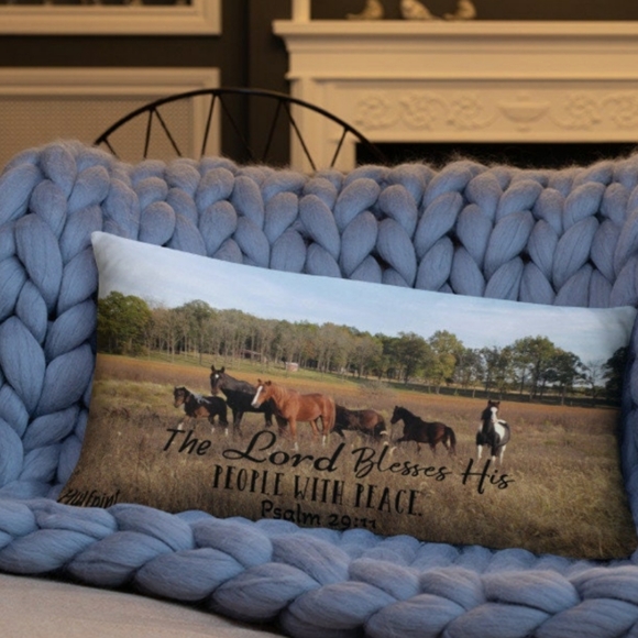 Basic Pillow The Lord Blesses His People with his Peace wild horses - Picture 4 of 6